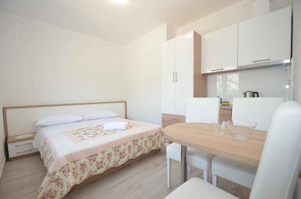Apartment Anica Kuk Starigrad Paklenica Camera foto