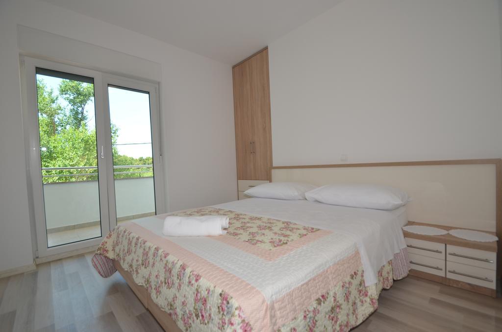 Apartment Anica Kuk Starigrad Paklenica Camera foto