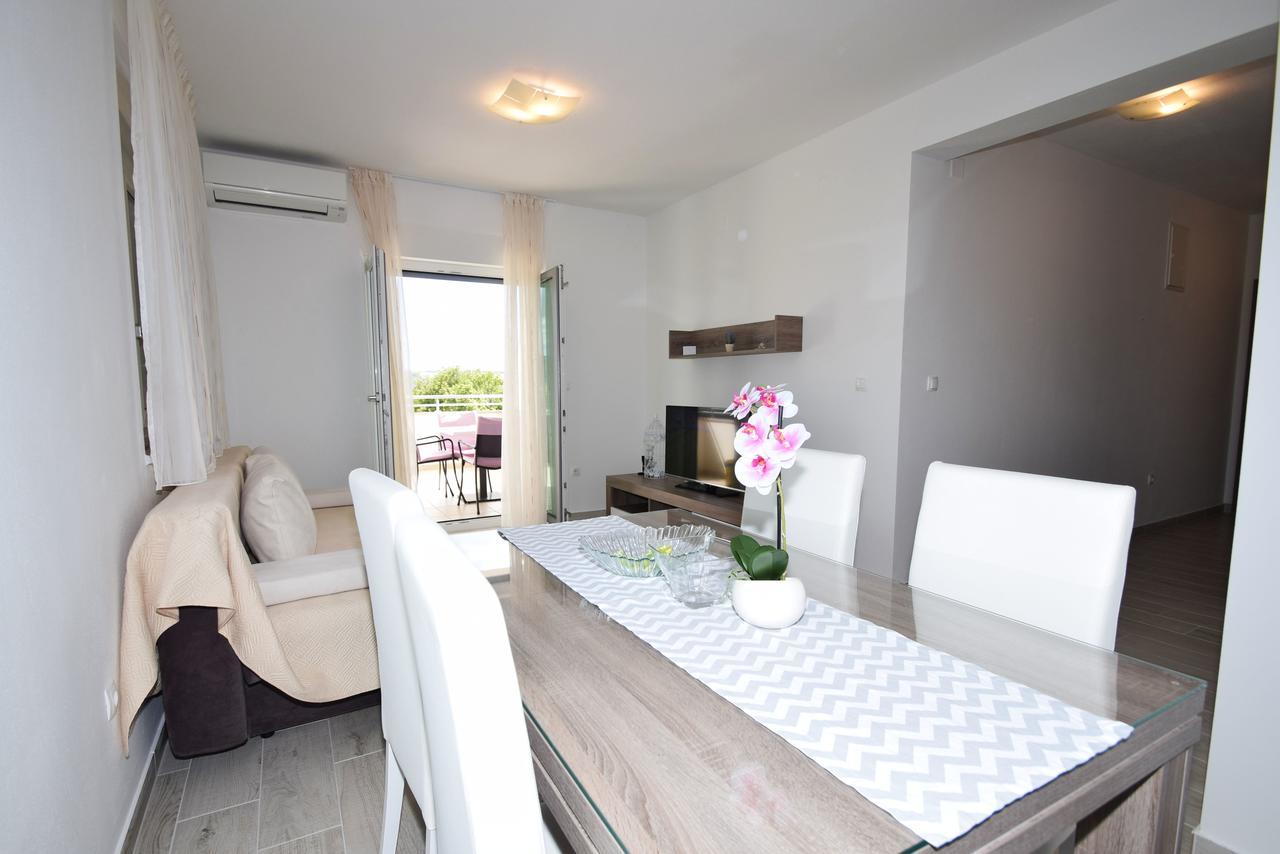 Apartment Anica Kuk Starigrad Paklenica Esterno foto