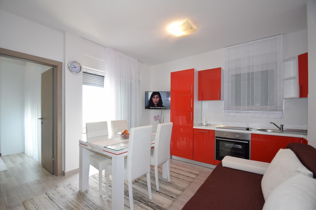 Apartment Anica Kuk Starigrad Paklenica Esterno foto