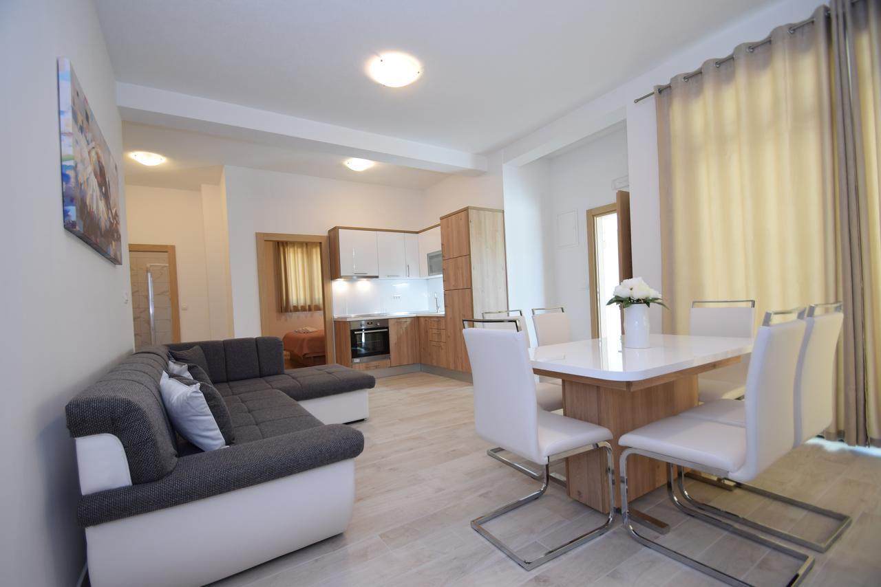 Apartment Anica Kuk Starigrad Paklenica Esterno foto