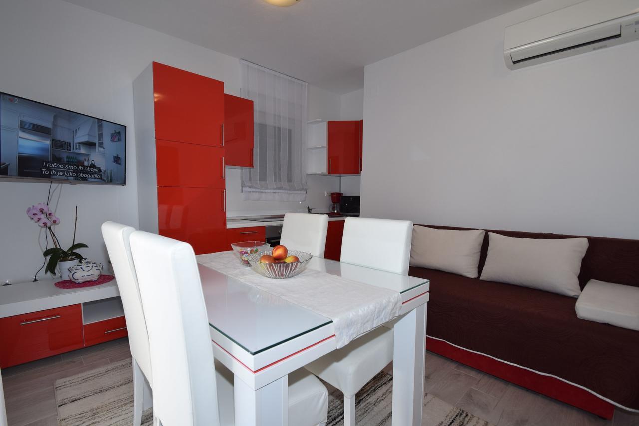 Apartment Anica Kuk Starigrad Paklenica Esterno foto